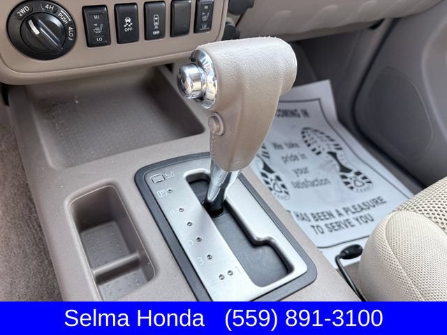 Used 2016 Nissan Frontier SV w/ SV Value Truck Package AWD/4WD image 19