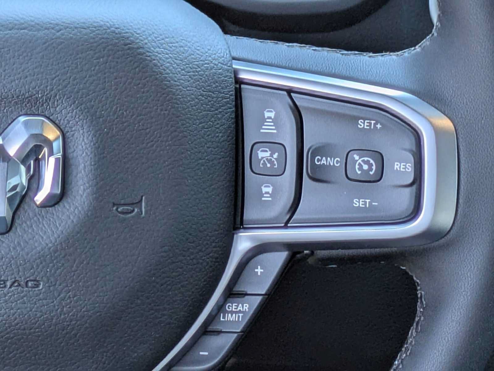 New 2026 RAM 1500 Big Horn AWD/4WD image 17