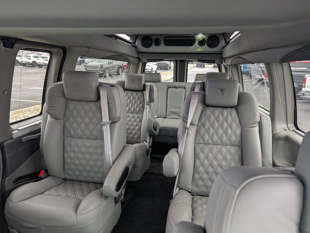 New 2026 Chevrolet Express 2500 Extended w/ Driver Convenience Package RWD image 10