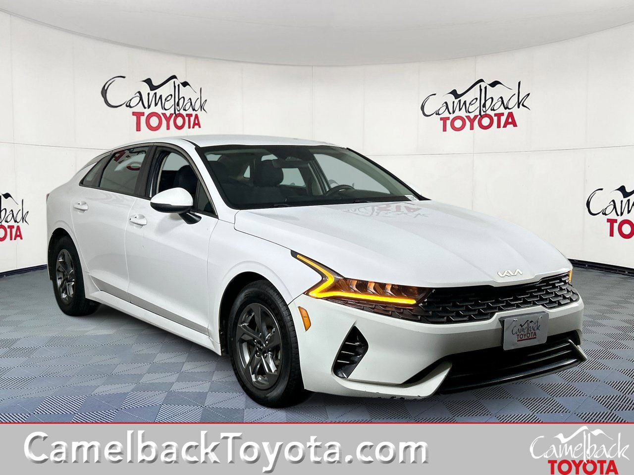 Used 2022 Kia K5 LXS FWD image 1