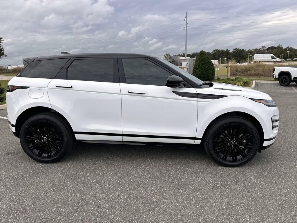 New 2026 Land Rover Range Rover Evoque Dynamic SE AWD/4WD image 6