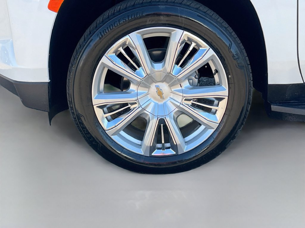 Used 2023 Chevrolet Tahoe High Country AWD/4WD image 35