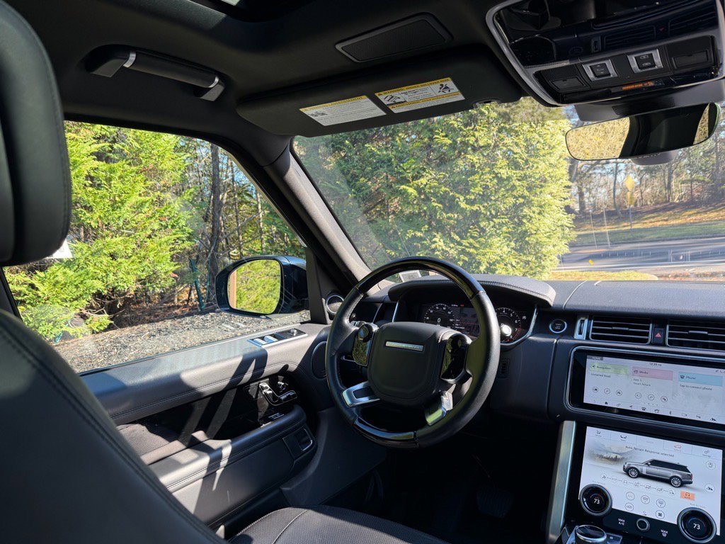 Used 2020 Land Rover Range Rover HSE image 14