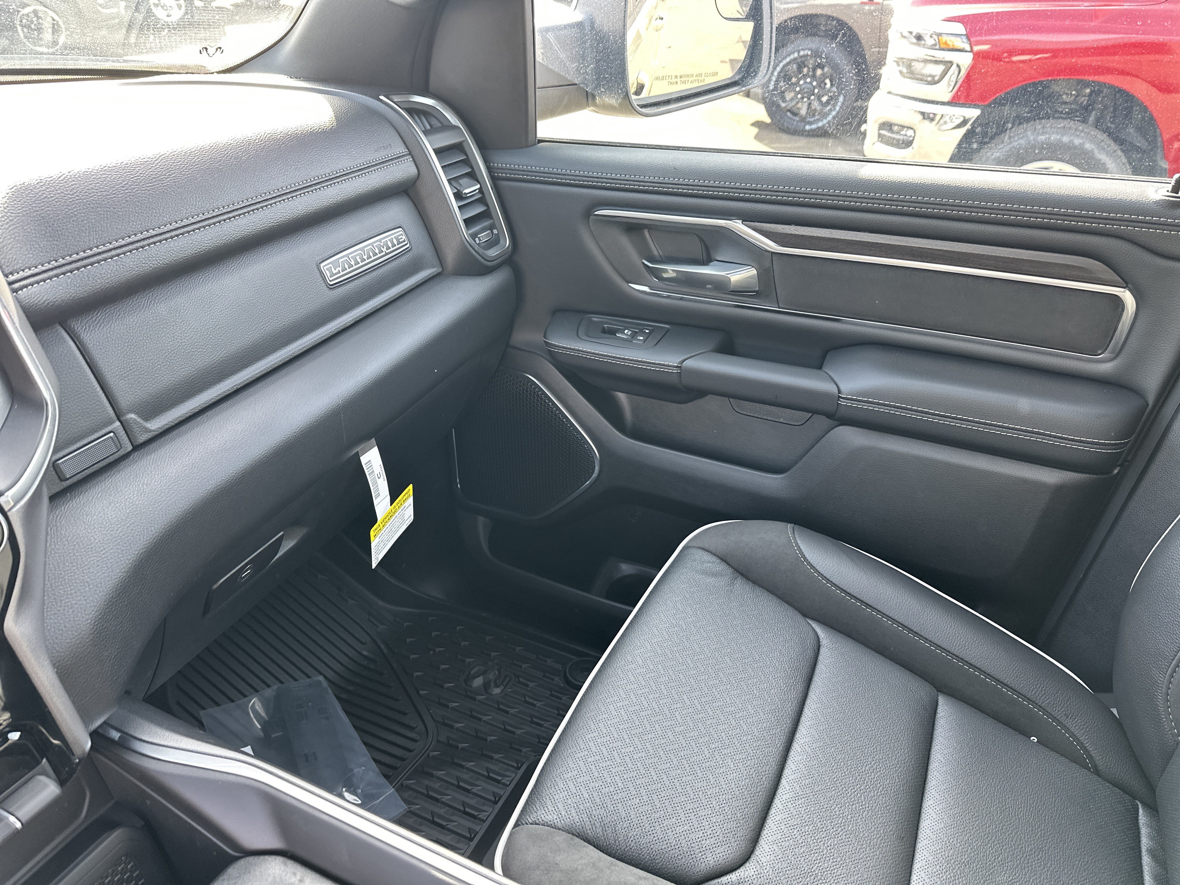 New 2026 RAM 1500 Laramie w/ Sport Appearance Package AWD/4WD image 24