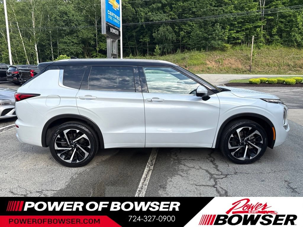 Used 2024 Mitsubishi Outlander SEL AWD/4WD image 6