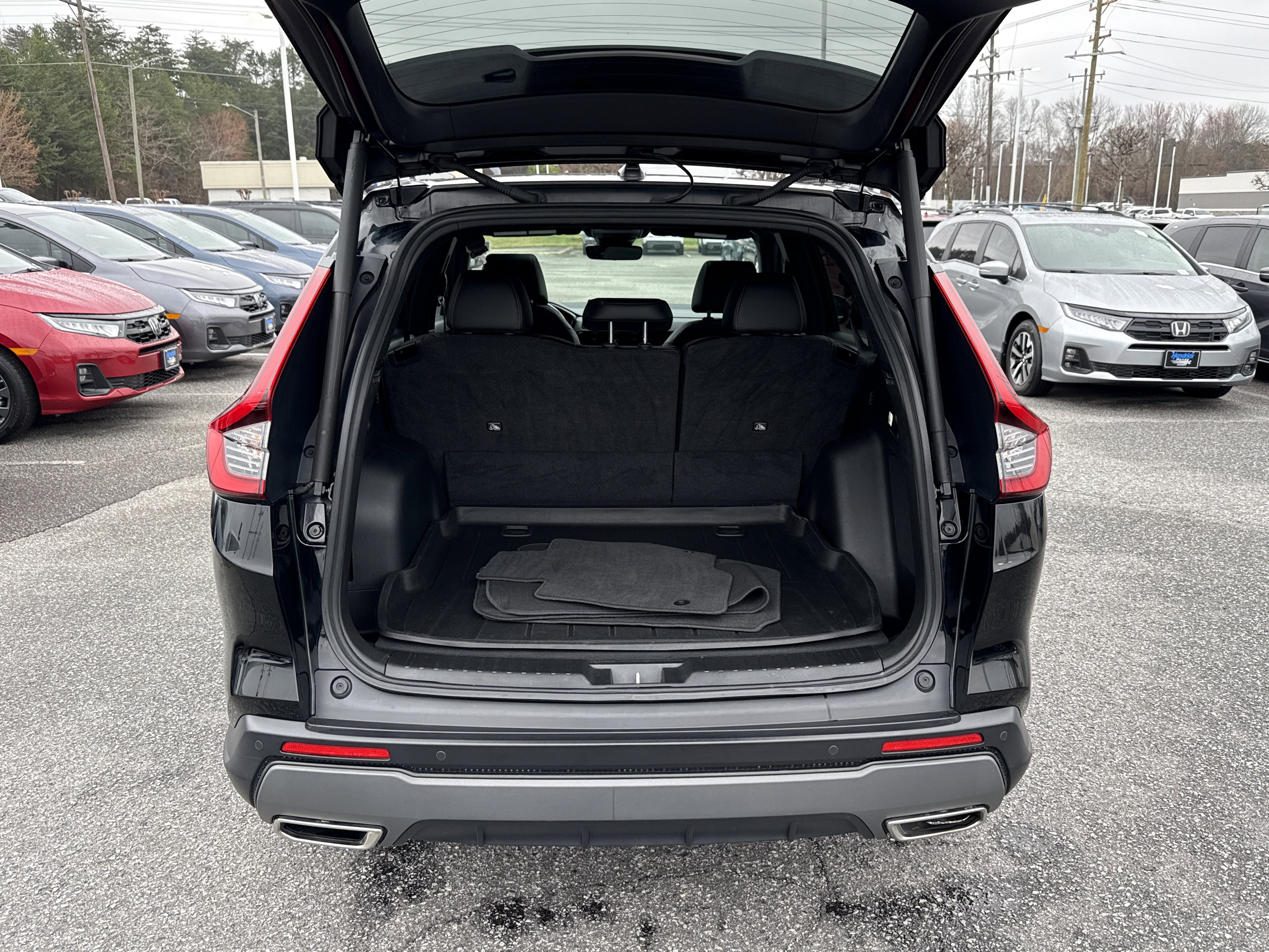 Used 2023 Honda CR-V Sport Touring image 33