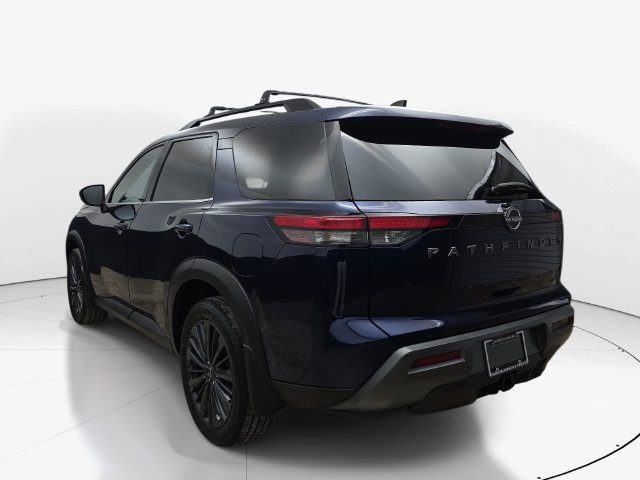 New 2026 Nissan Pathfinder SL w/ SL Premium Package FWD image 8