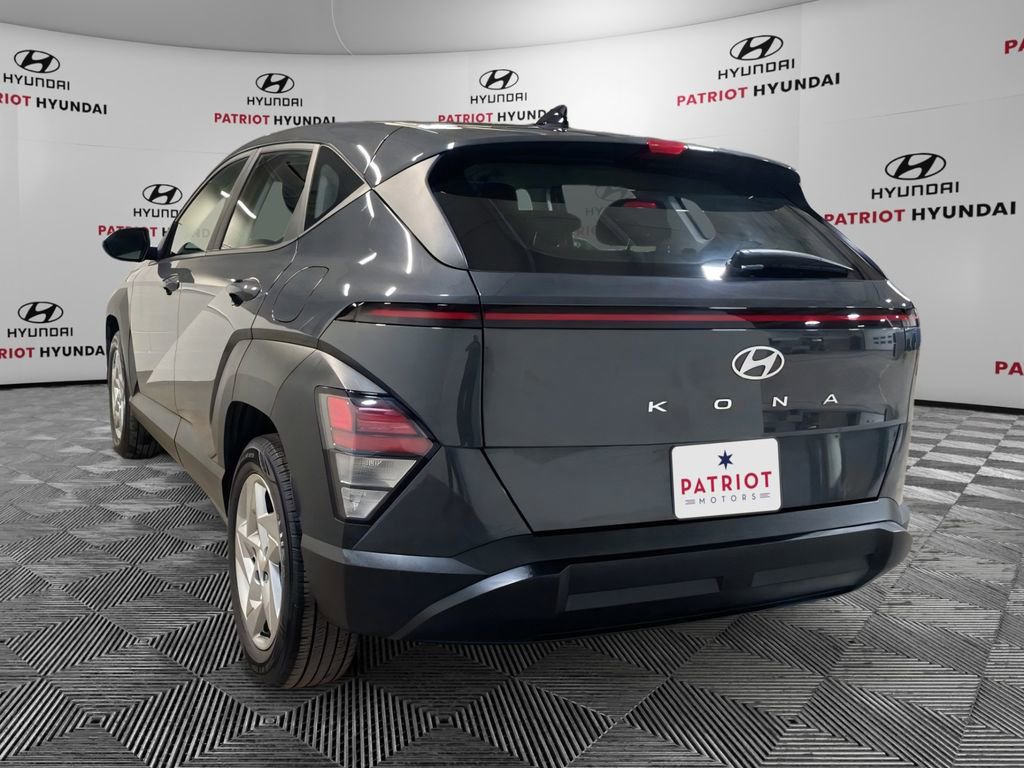 Certified 2024 Hyundai Kona SE image 6