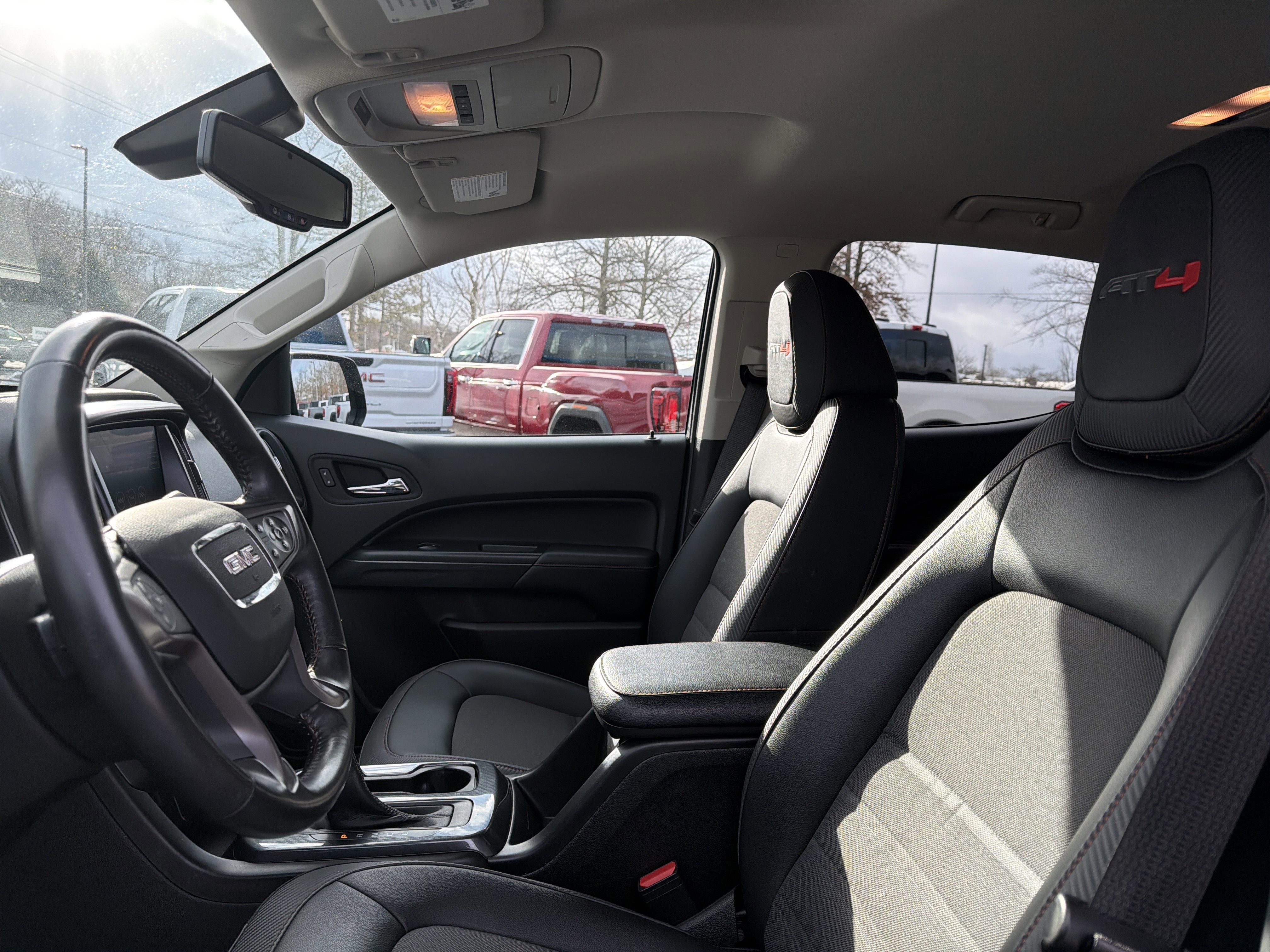 Used 2022 GMC Canyon AT4 w/ Trailering Package image 12