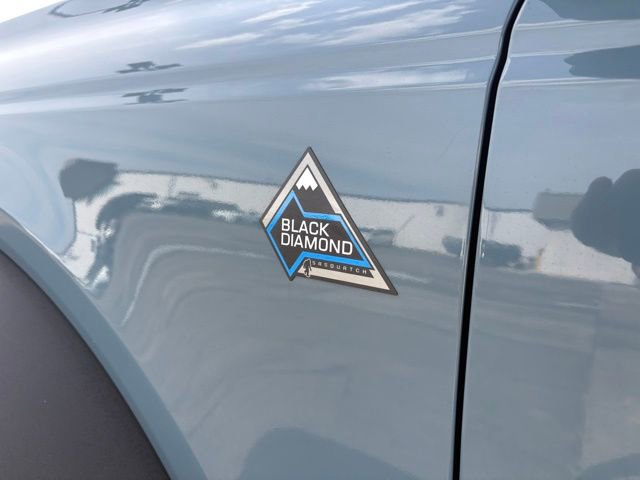 Used 2021 Ford Bronco Black Diamond w/ Sasquatch Package image 14