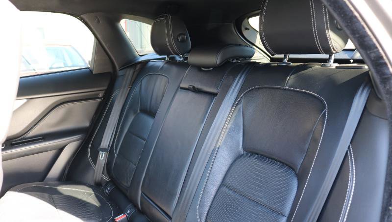 Used 2018 Jaguar F-PACE S image 21