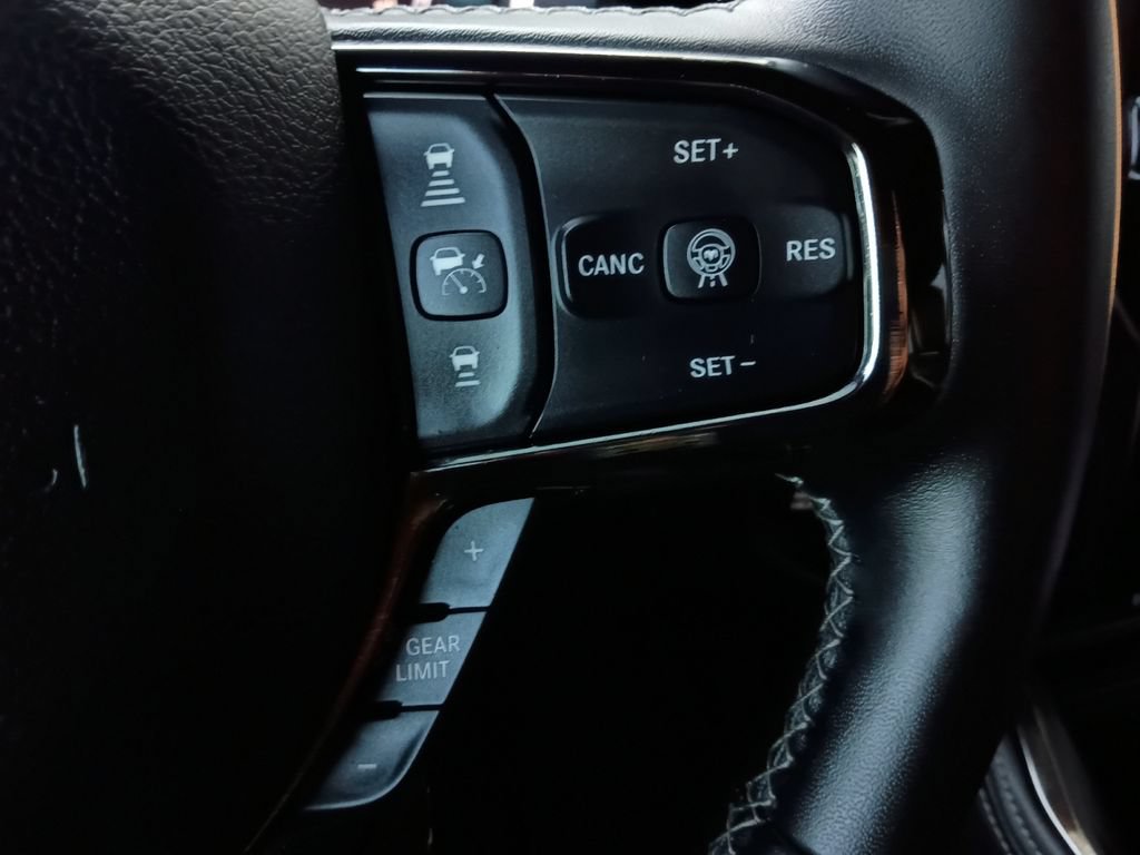 Used 2025 RAM 1500 Limited AWD/4WD image 25