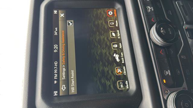 Used 2022 Jeep Wrangler Unlimited Sahara image 19