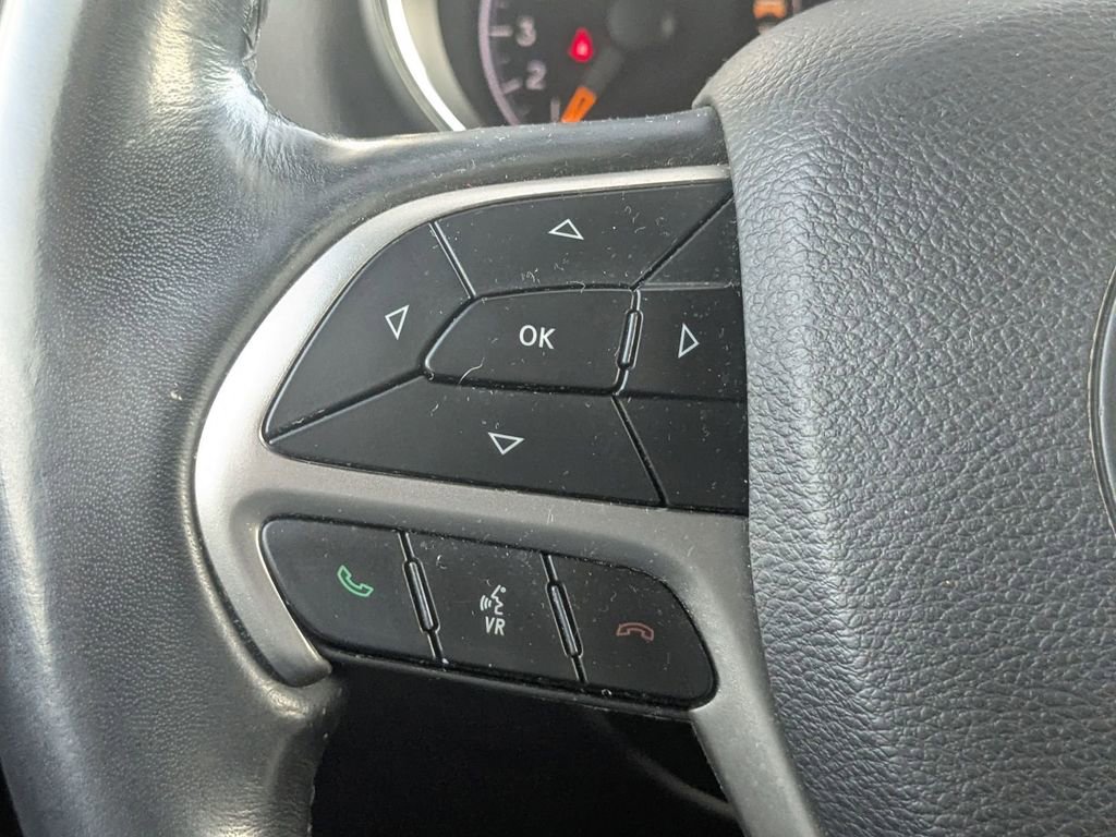 Used 2019 Jeep Grand Cherokee Limited image 20