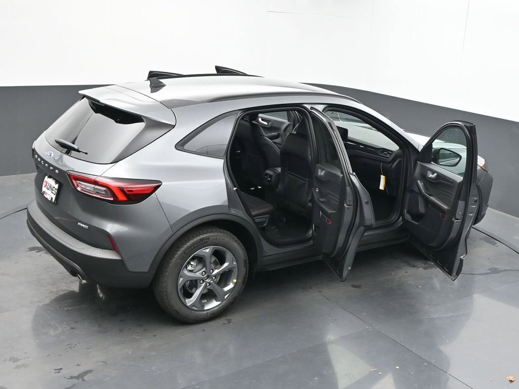 New 2026 Ford Escape ST-Line w/ Cold Weather Package image 64