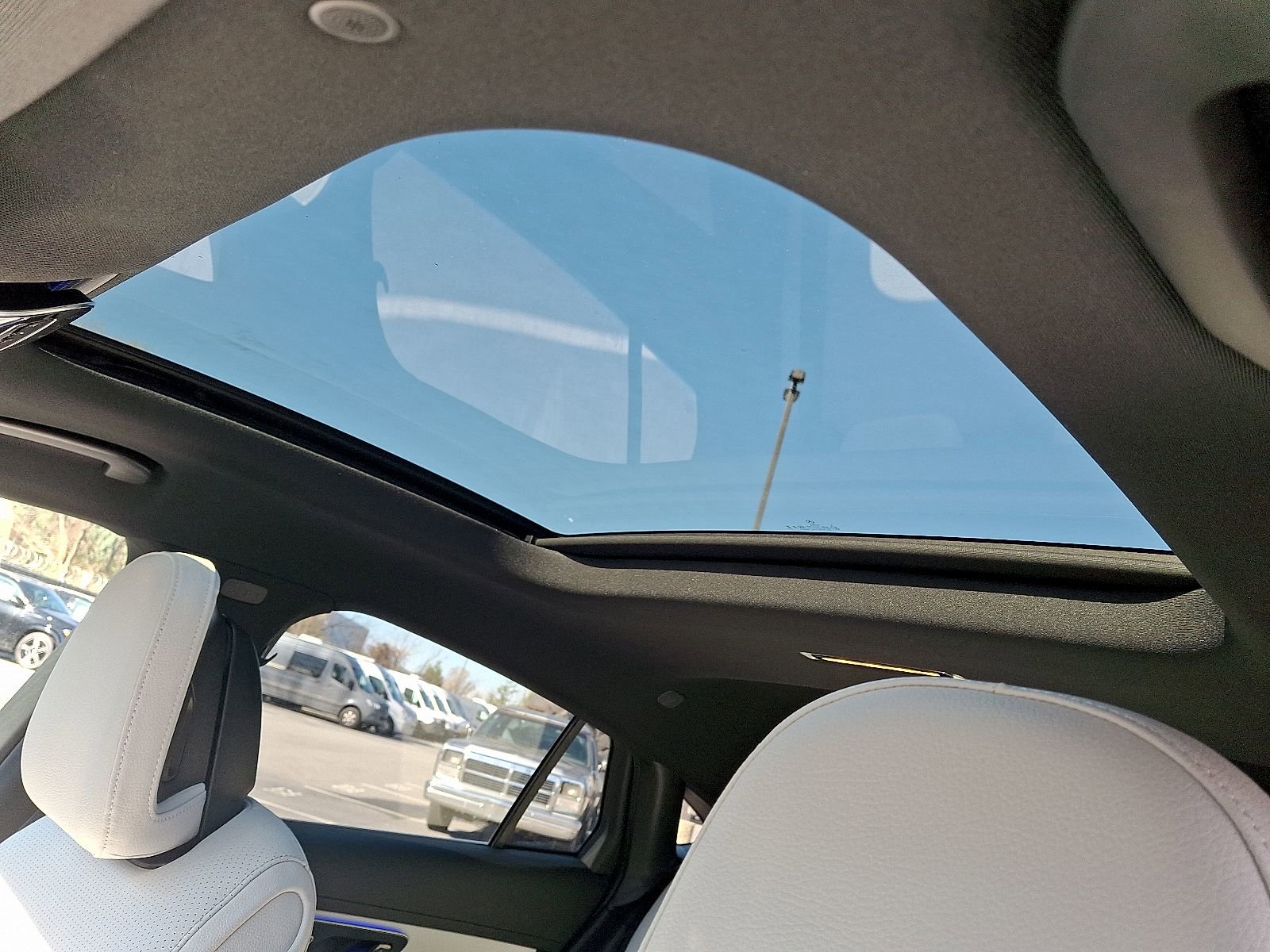 Certified 2025 Mercedes-Benz GLC 300 4MATIC image 14