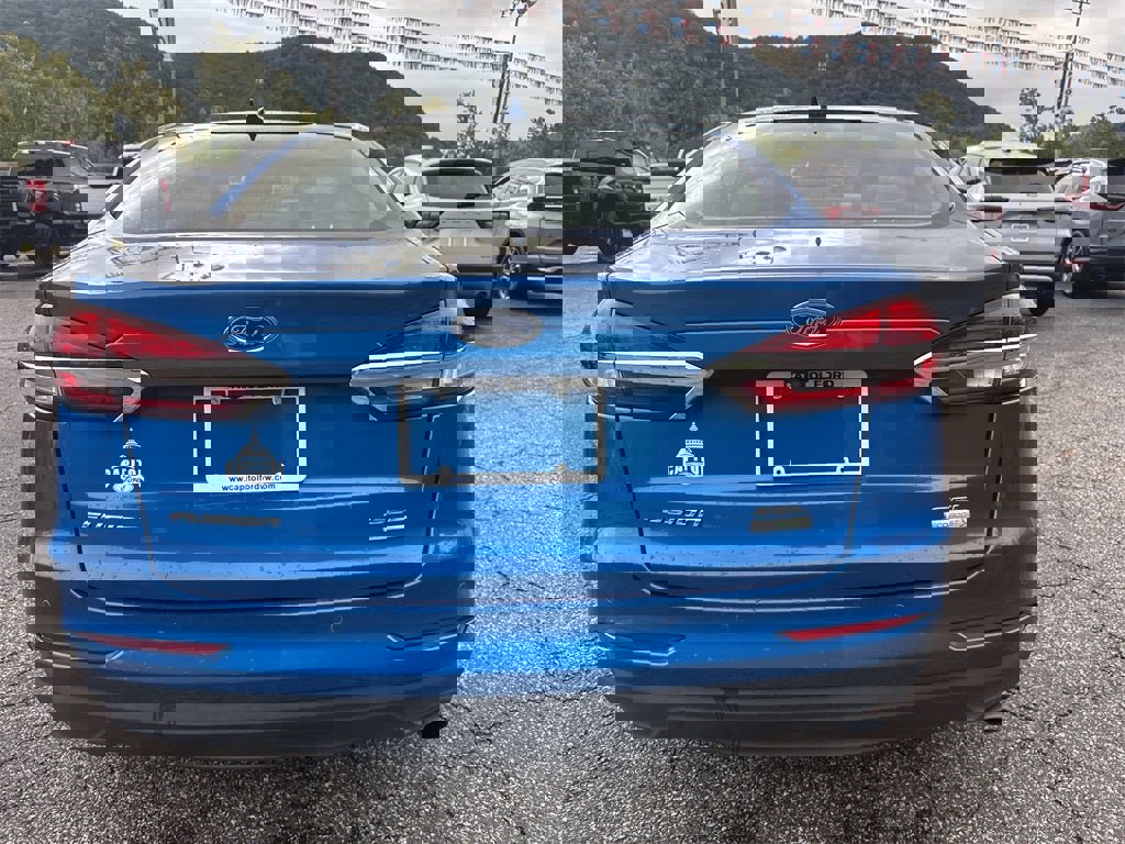 Used 2019 Ford Fusion SEL image 13