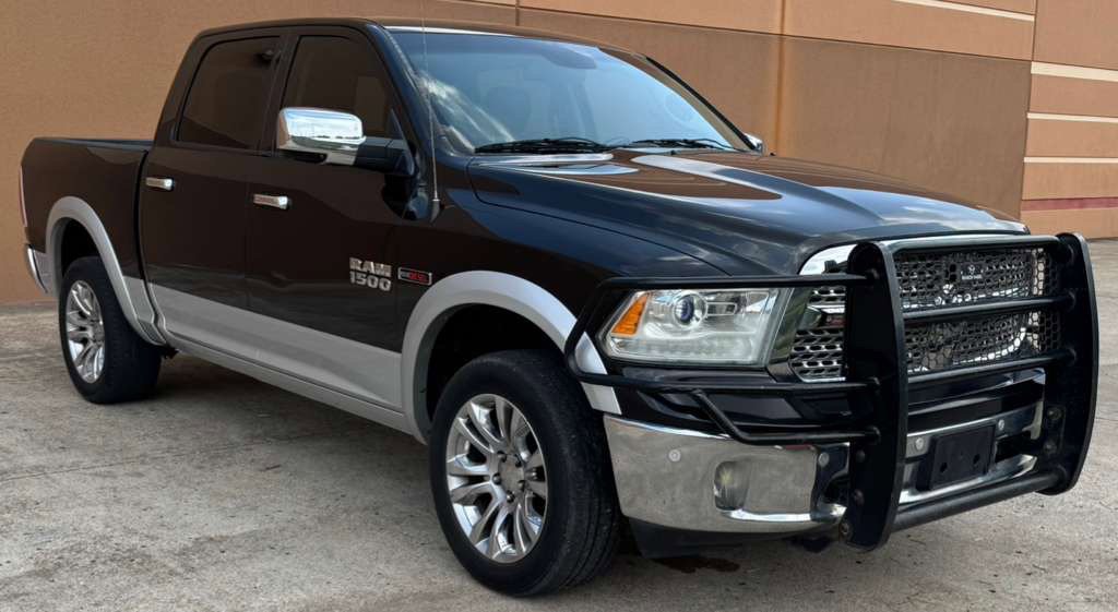 Used 2016 RAM 1500 Laramie w/ Convenience Group
