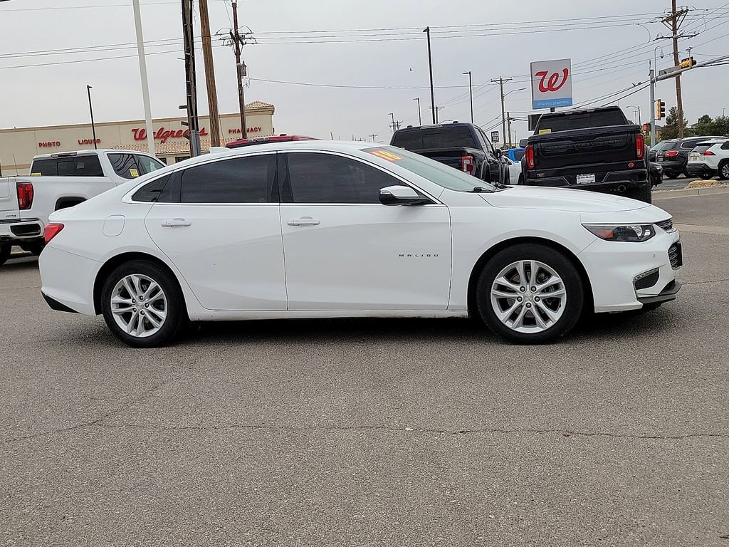 Used 2018 Chevrolet Malibu LT w/ Driver Confidence Package FWD image 12