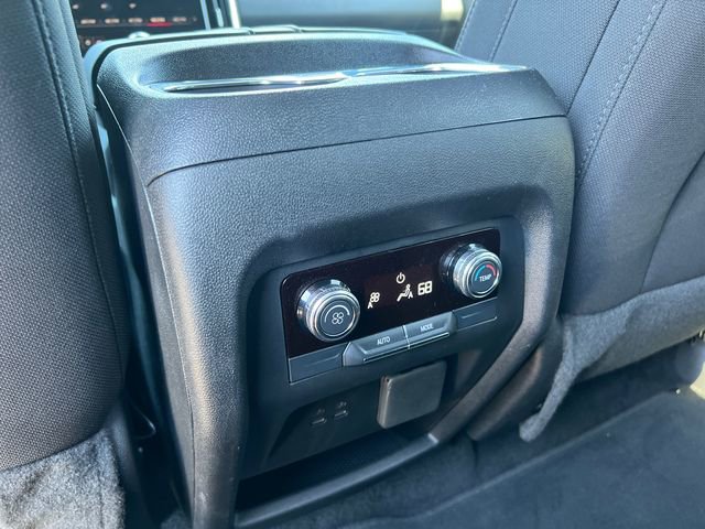 Used 2025 GMC Acadia Elevation image 26