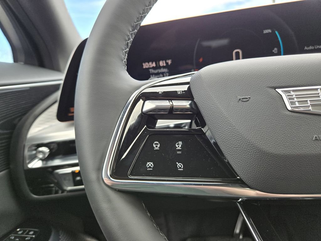 New 2026 Cadillac Lyriq Premium Luxury w/ LPO, Floor Liner Package AWD/4WD image 16
