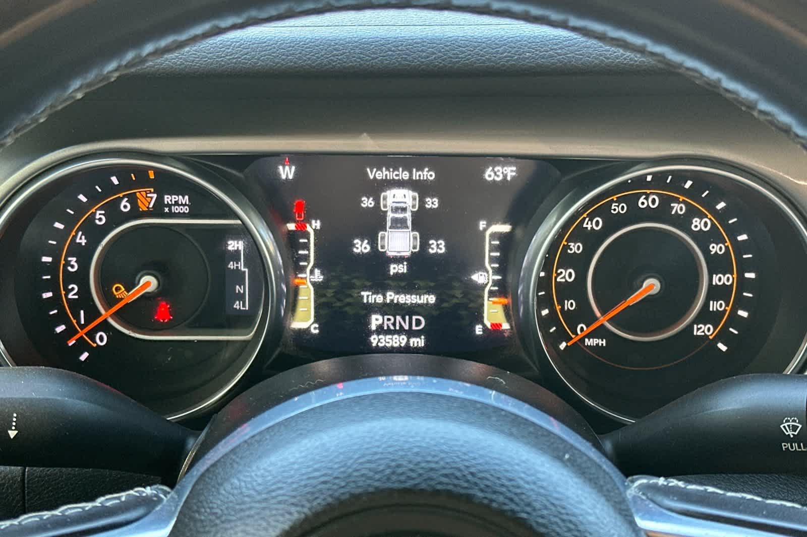 Used 2020 Jeep Gladiator Overland AWD/4WD image 25