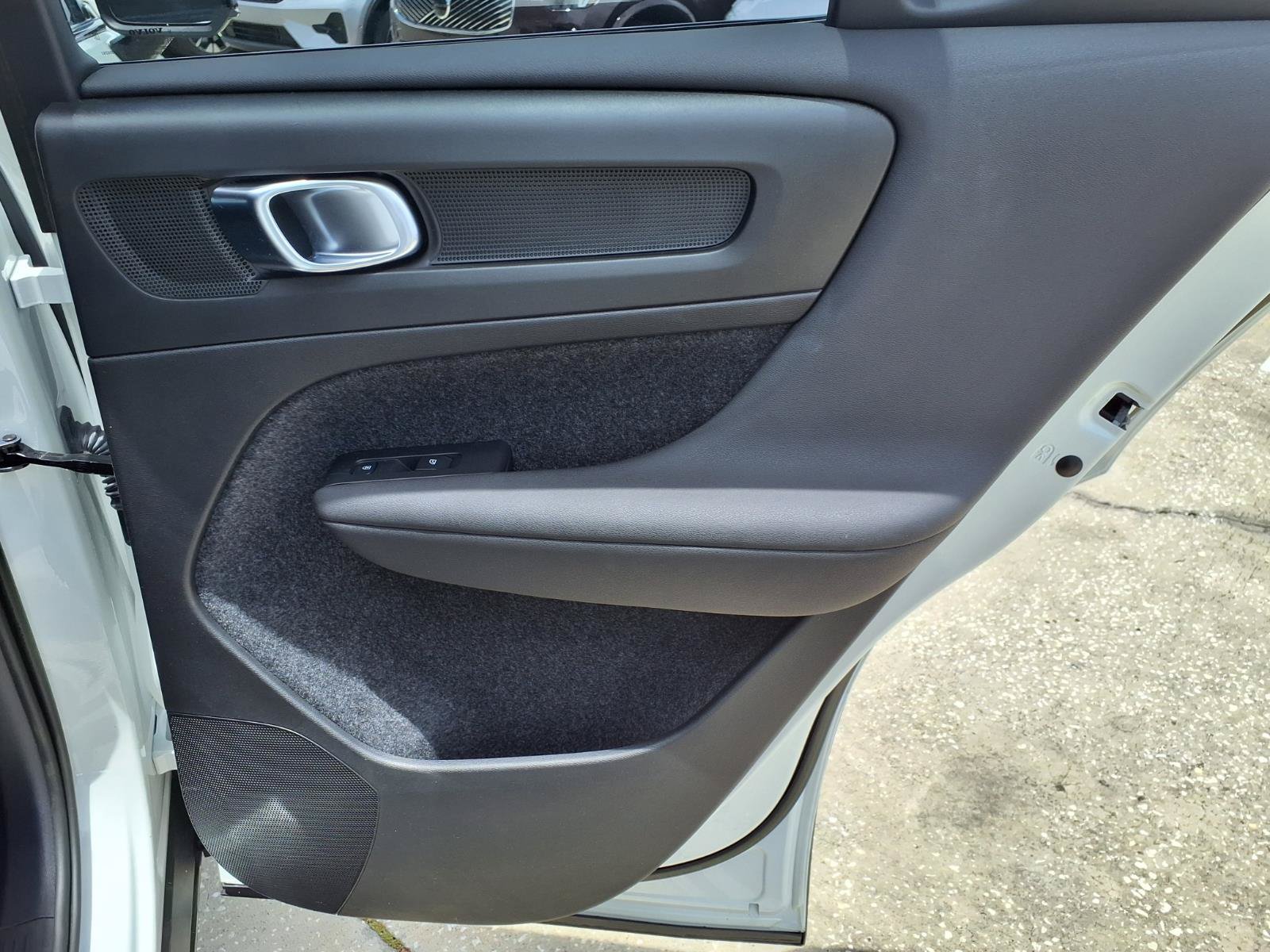 Certified 2023 Volvo XC40 Recharge Ultimate w/ Protection Package Premier AWD/4WD image 14