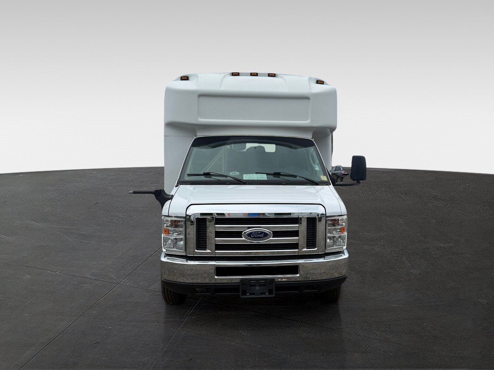 Used 2016 Ford E-450 and Econoline 450 Super Duty w/ Shuttle Bus Prep Package RWD image 2