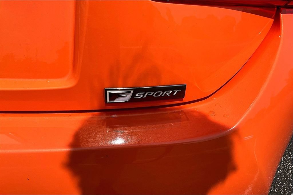 Used 2016 Lexus RC 200t RWD image 8