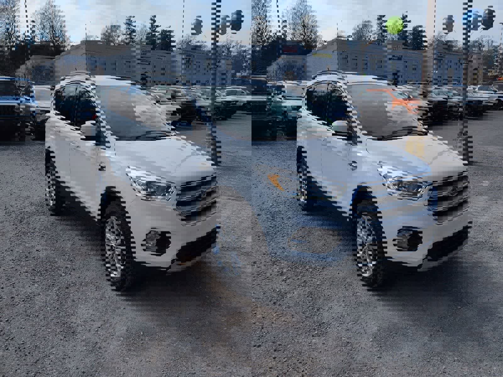 Used 2018 Ford Escape SEL image 2