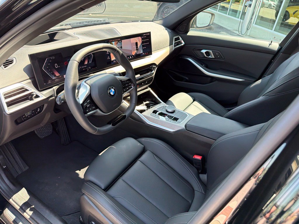 Used 2025 BMW 330i Sedan RWD image 17