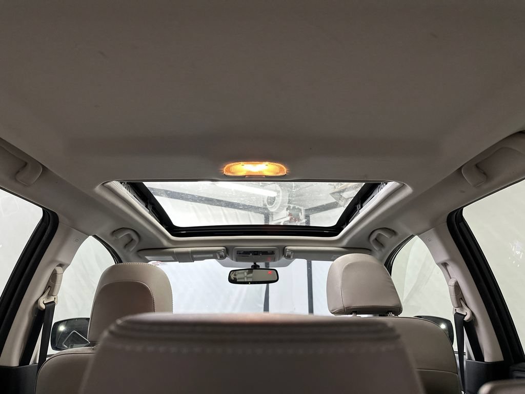 Used 2016 Subaru Forester 2.5i Limited AWD/4WD image 21