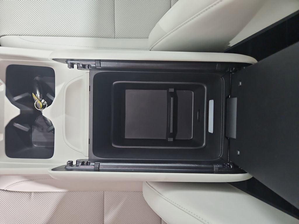 Certified 2025 Hyundai Santa Fe SEL image 26