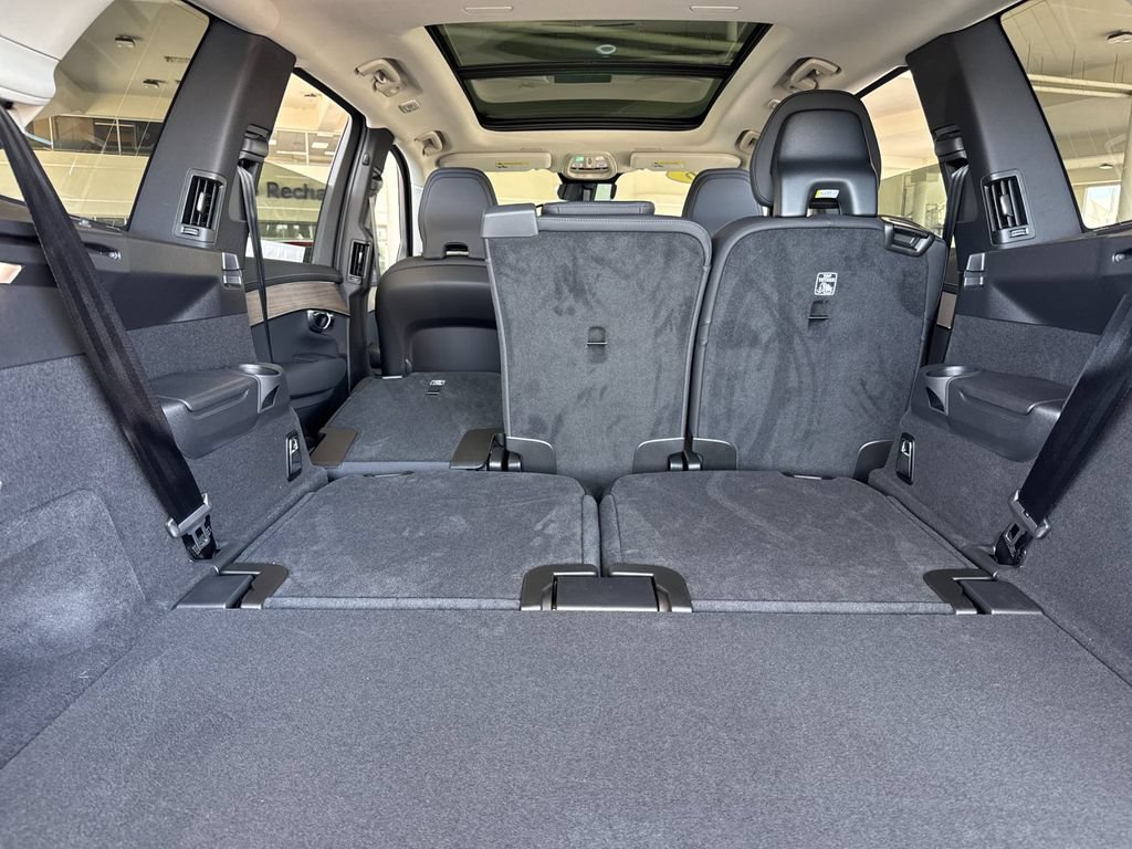 New 2026 Volvo XC90 B6 Core AWD/4WD image 15