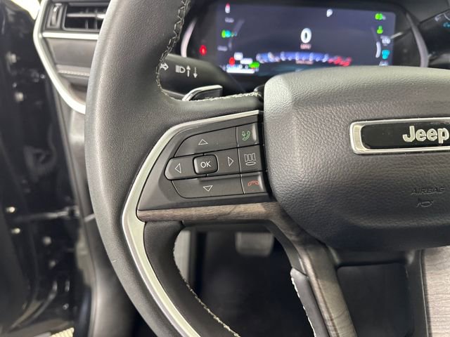 Used 2023 Jeep Grand Cherokee 4WD 4xe image 15