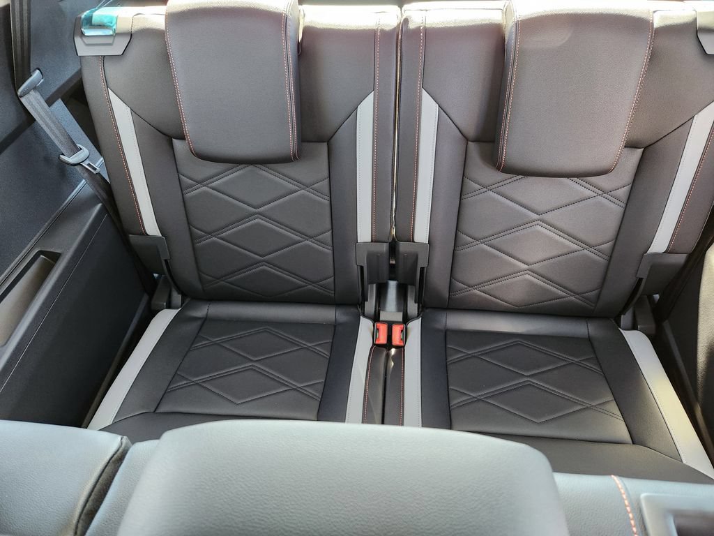 New 2026 Volkswagen Atlas Peak Edition AWD/4WD image 13