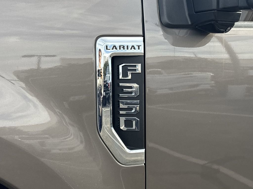 Used 2022 Ford F350 Lariat w/ Lariat Ultimate Package image 32