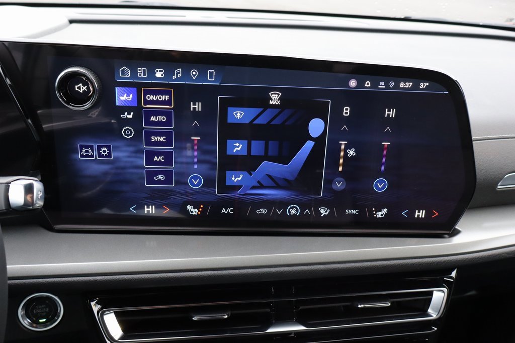 New 2026 Chevrolet Traverse LT w/ Driver Confidence Package image 13