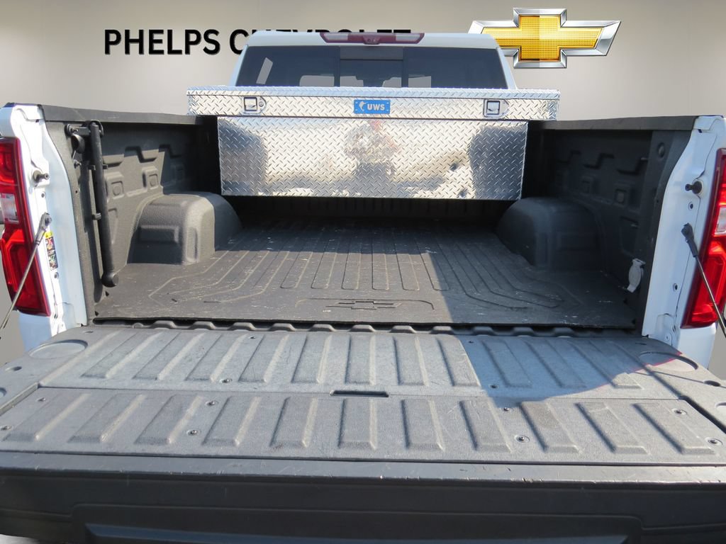 Used 2022 Chevrolet Silverado 1500 LTZ w/ LTZ Premium Package RWD image 15