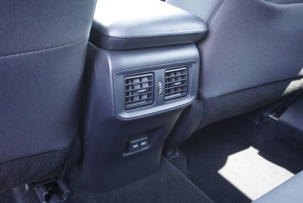 Used 2025 Toyota RAV4 XLE w/ Convenience Package FWD image 27