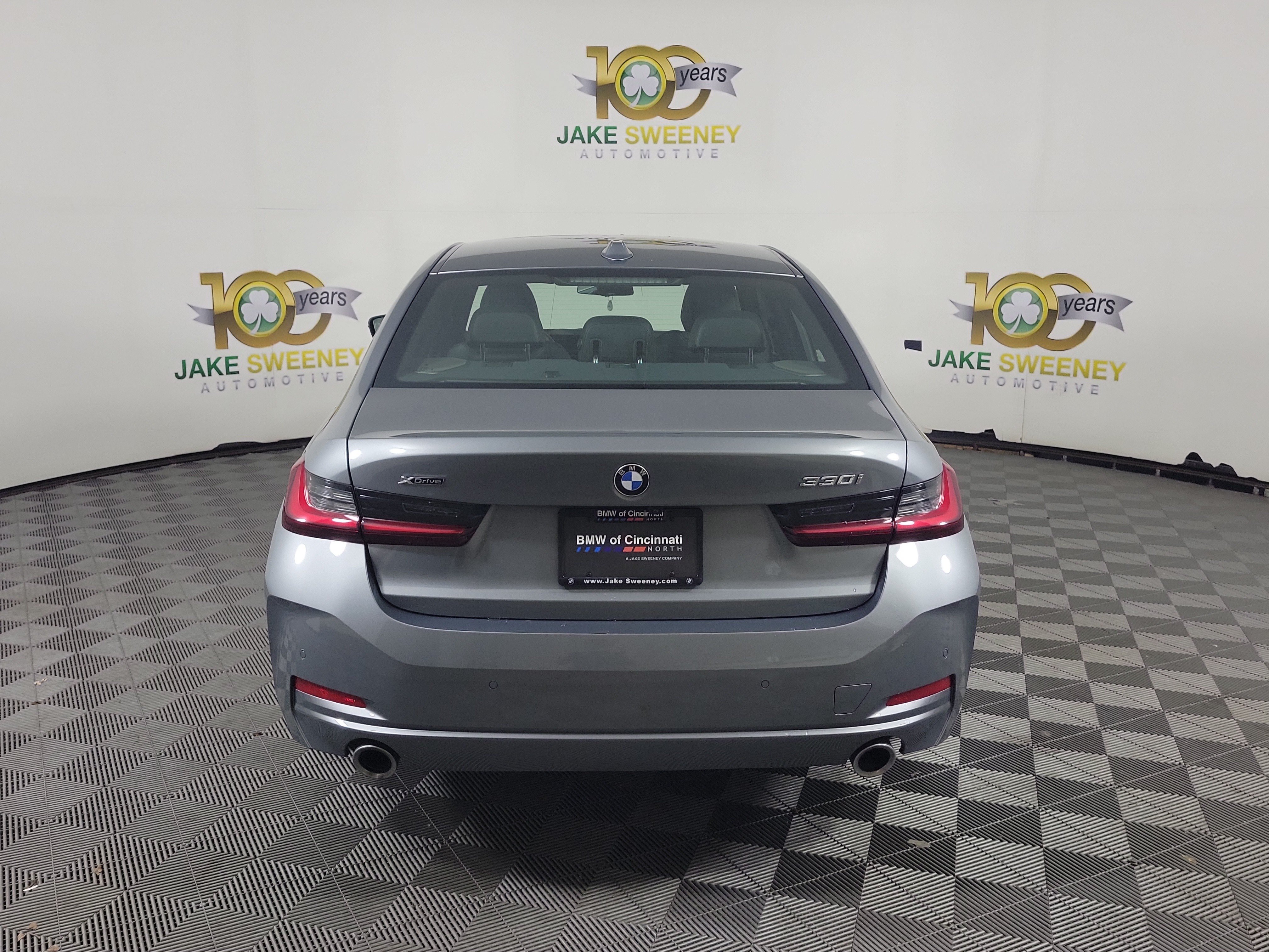 Certified 2025 BMW 330i xDrive Sedan w/ Premium Package AWD/4WD image 6