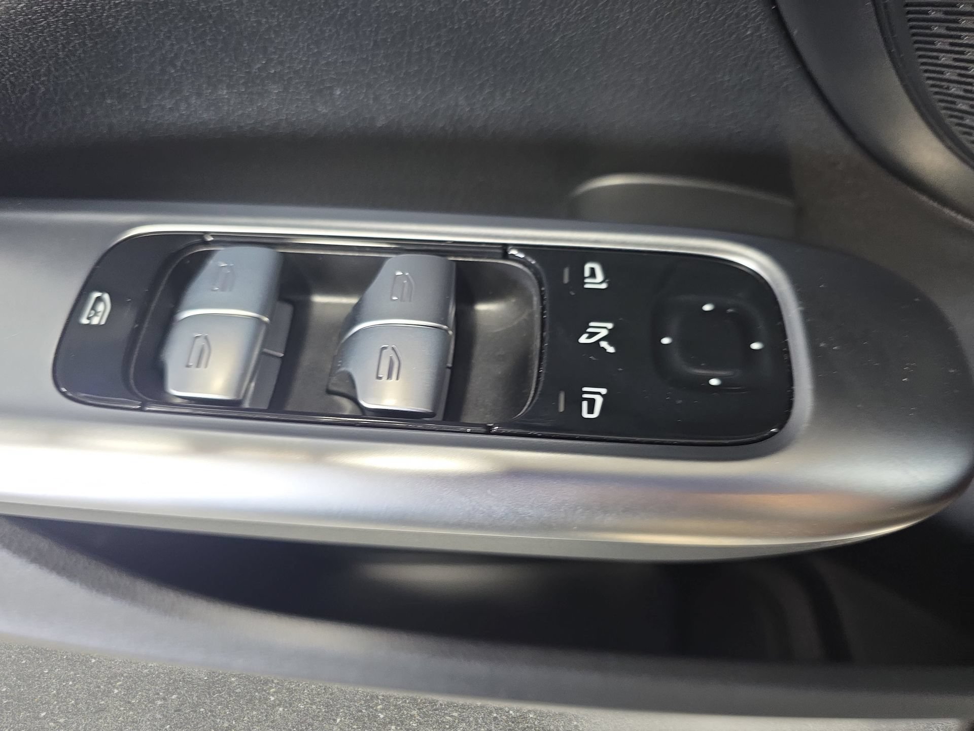 Certified 2025 Mercedes-Benz C 300 4MATIC Sedan image 27