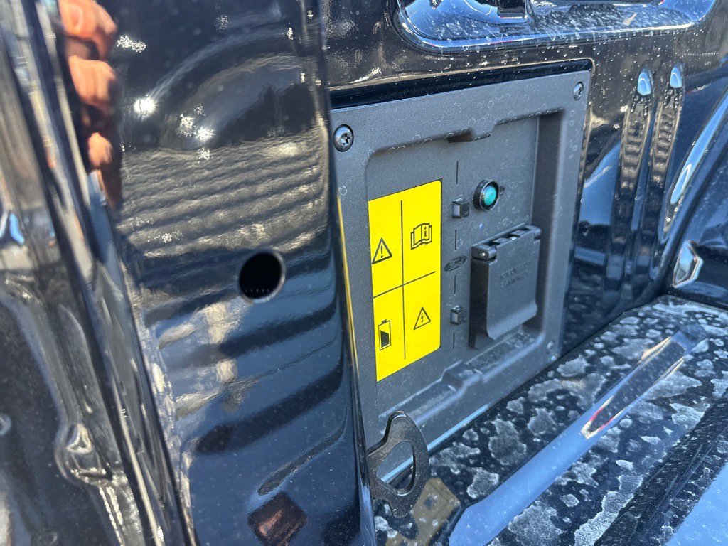 New 2025 Ford F150 Lightning Flash image 38