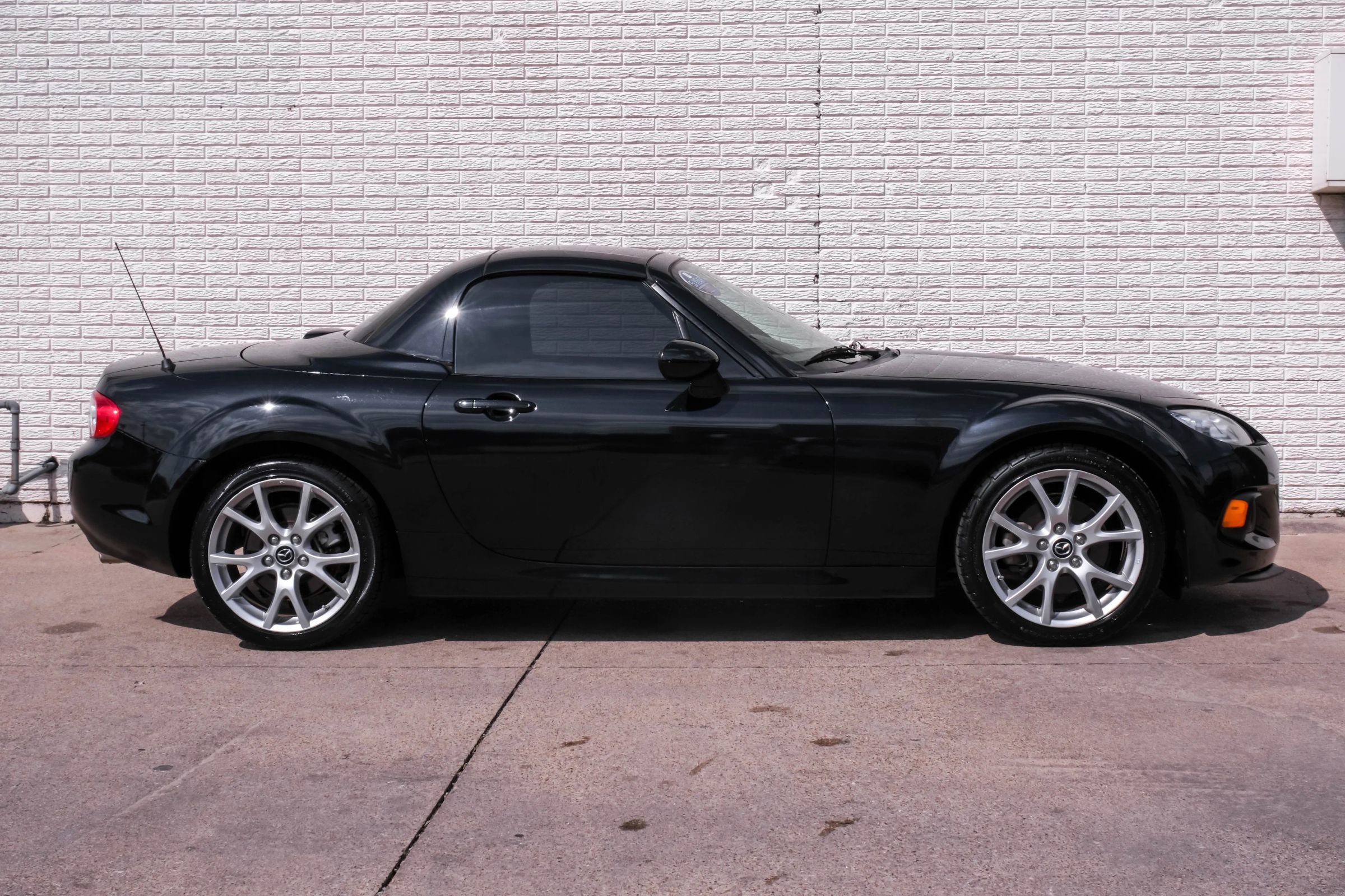 Used 2015 MAZDA MX-5 Miata Grand Touring image 6