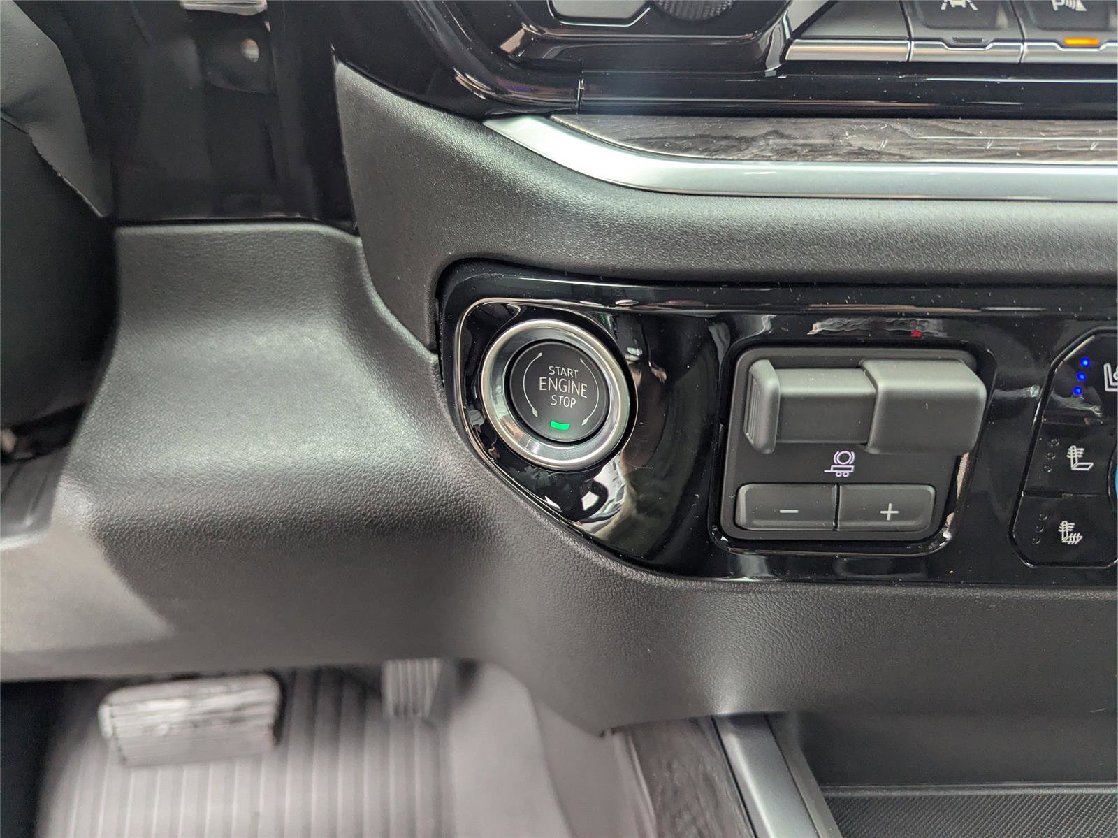 New 2026 Chevrolet Silverado 1500 LTZ w/ LTZ Premium Package image 22