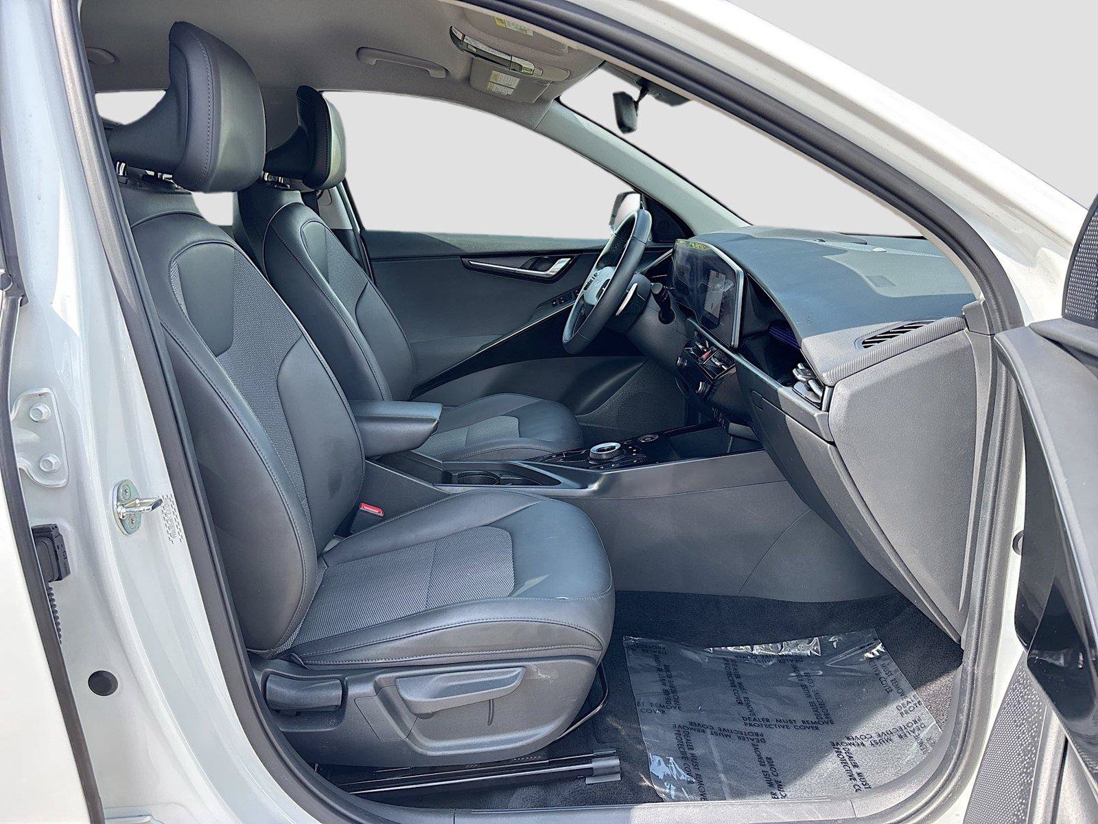 Used 2023 Kia Niro Wind FWD image 27