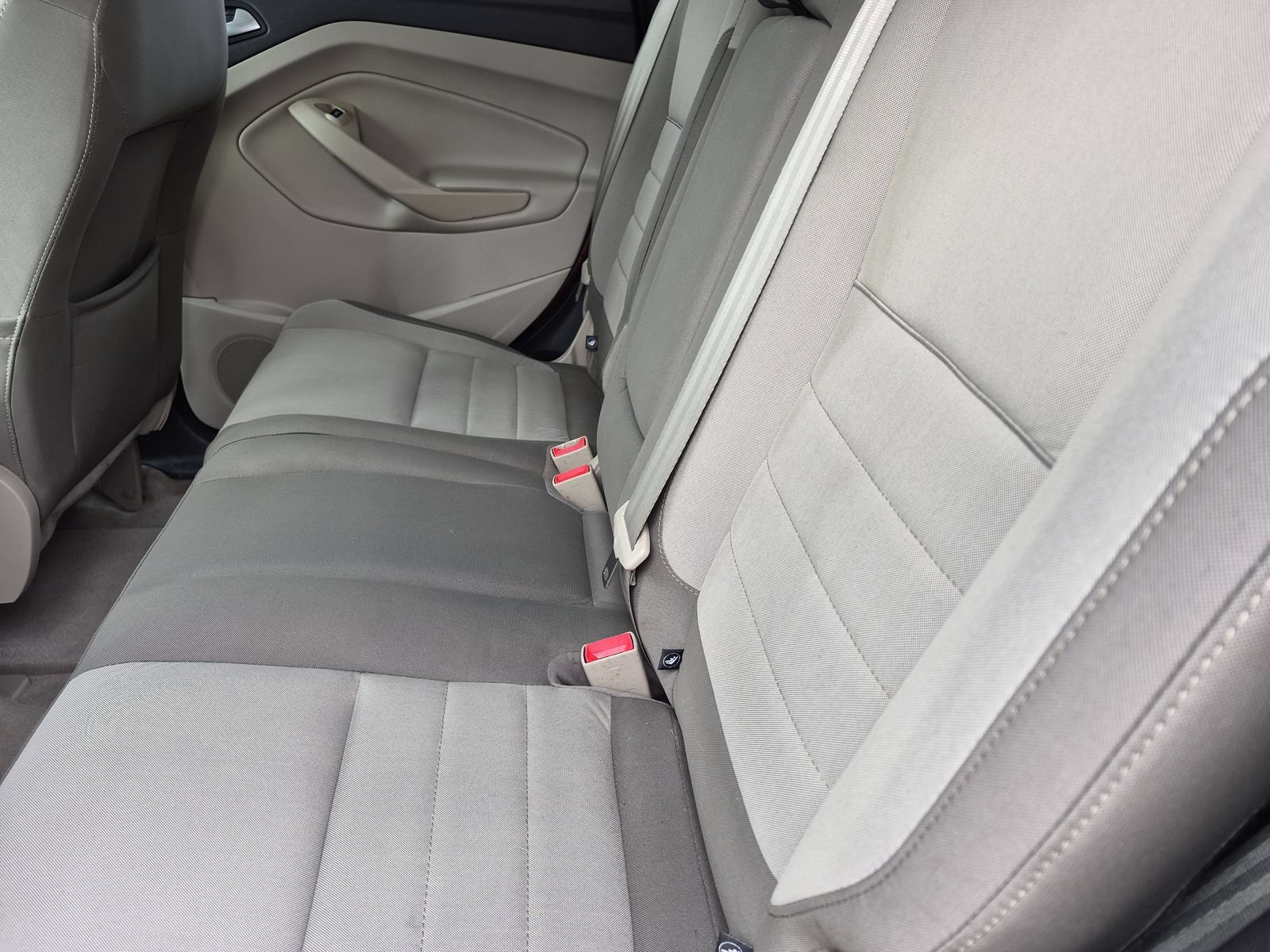 Used 2014 Ford Escape SE w/ Equipment Group 201A FWD image 19