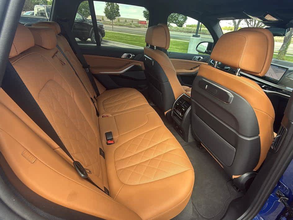 Used 2026 BMW X5 M60i AWD/4WD image 31