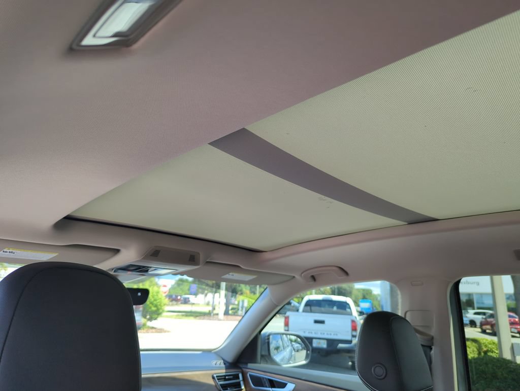 New 2026 Volkswagen Atlas SE FWD image 31