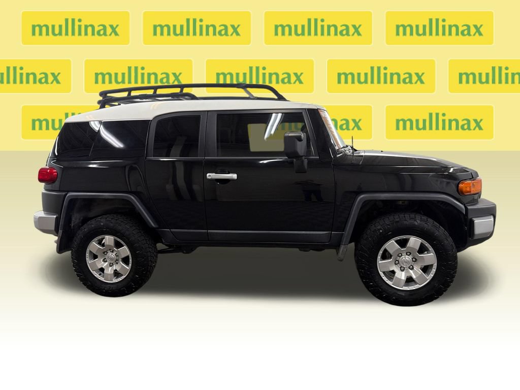 Used 2009 Toyota FJ Cruiser 2WD image 3